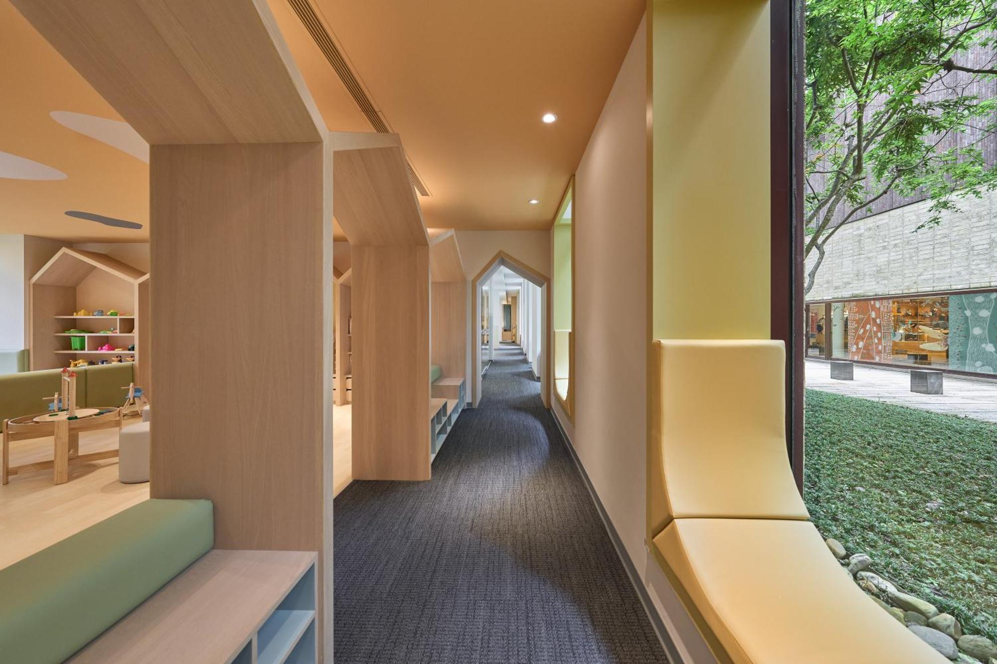 Hotel Royal Chiao Hsi Jiaoxi Esterno foto Interior of the library